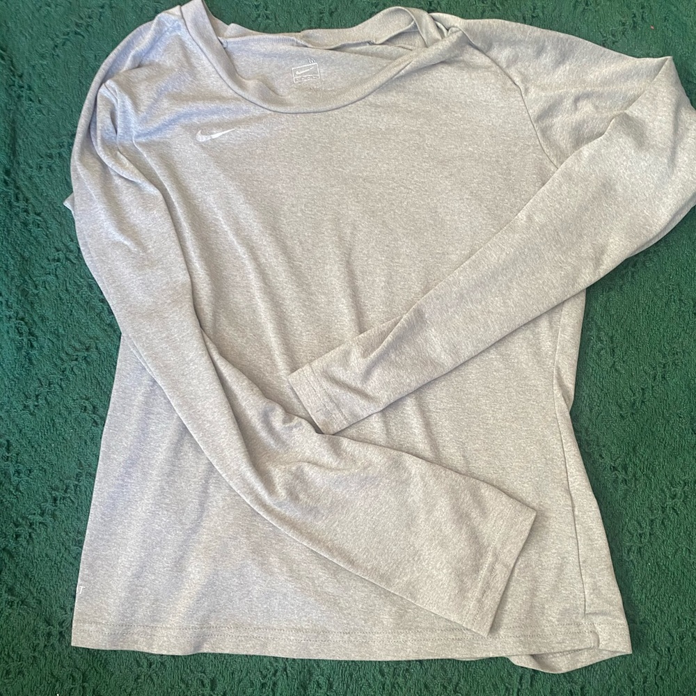 Nike long sleeve dry fit tee
